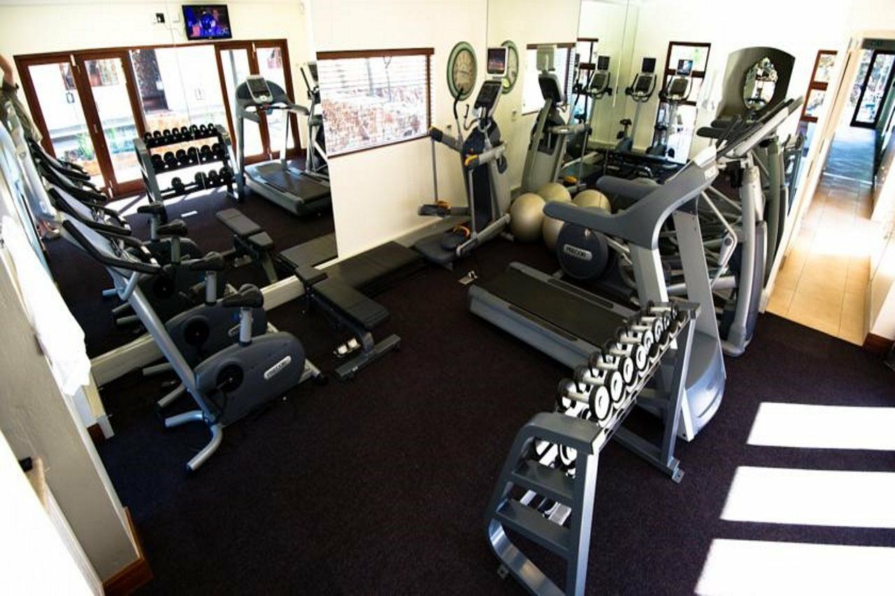 아프리칸 프라이드 이레네 컨트리 로지, 오토그래프 컬렉션® 호텔 켄투리온 외부 사진 A typical gym